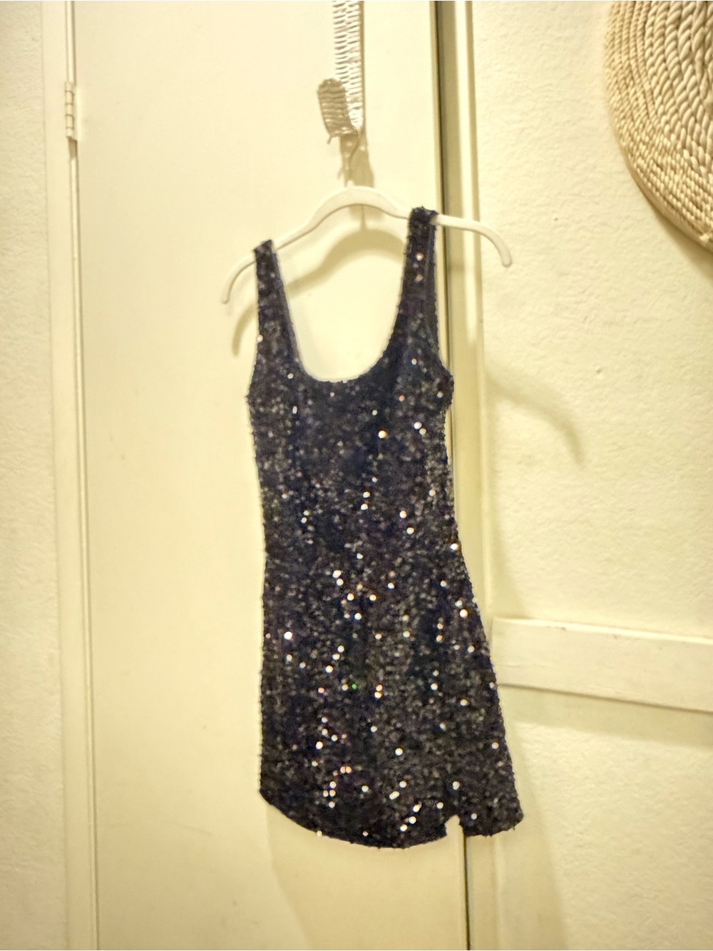Black Sequin Scoop Neck Mini Dress small LBD